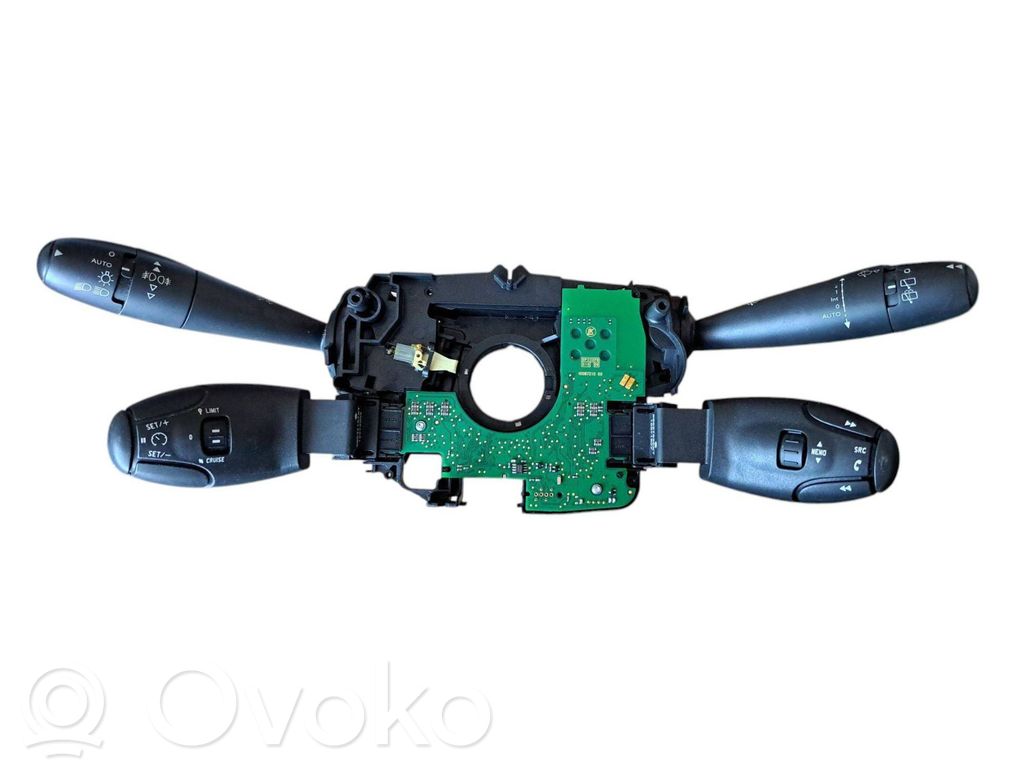 Peugeot 3008 I Interruptor/palanca de limpiador de luz de giro 