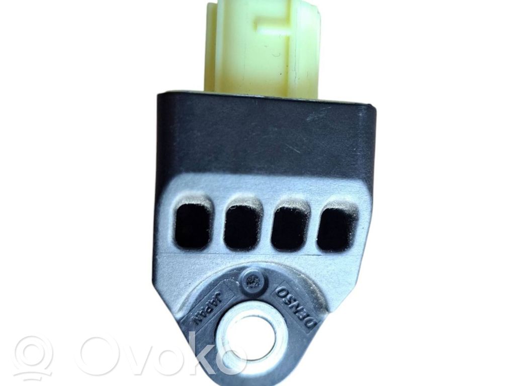 Lexus CT 200H Airbagsensor Crashsensor Drucksensor 