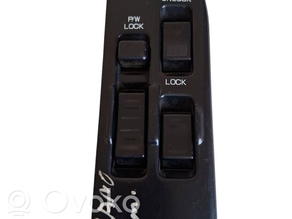 Nissan Terrano Electric window control switch 