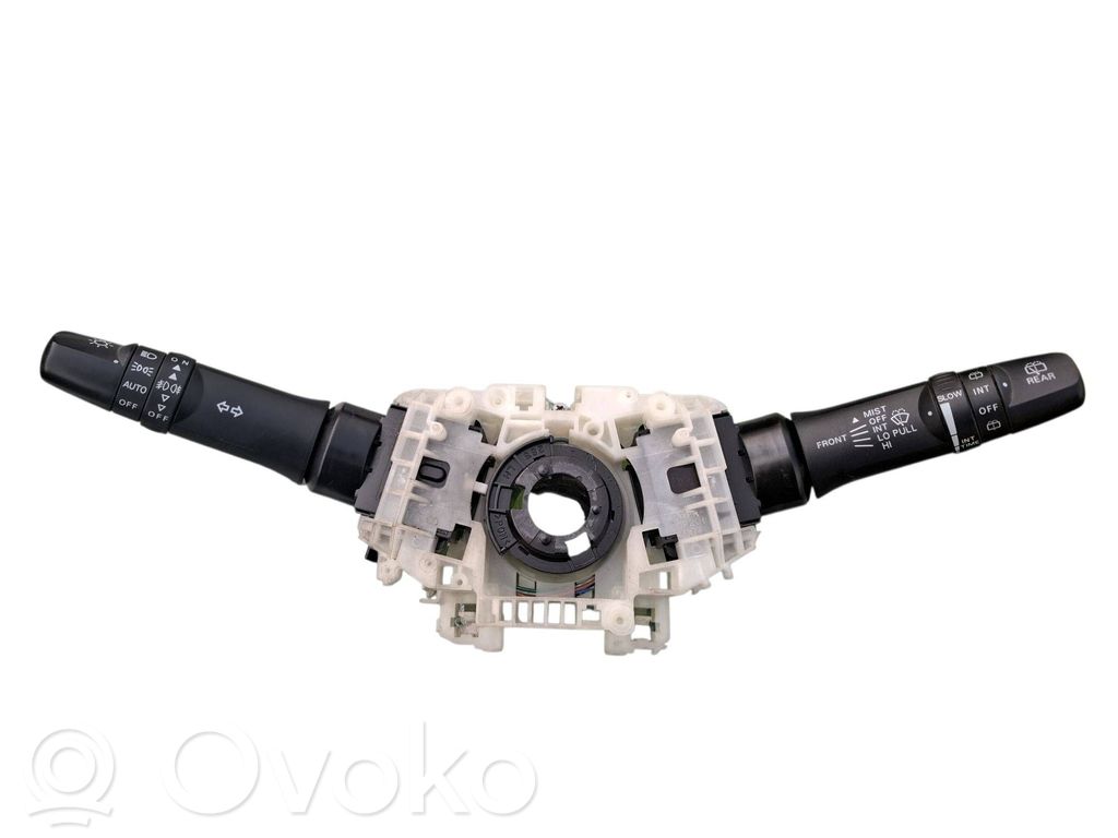 Mitsubishi i-MiEV Commodo, commande essuie-glace/phare 