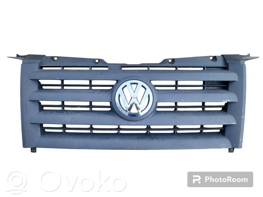 Volkswagen Crafter Front bumper upper radiator grill 