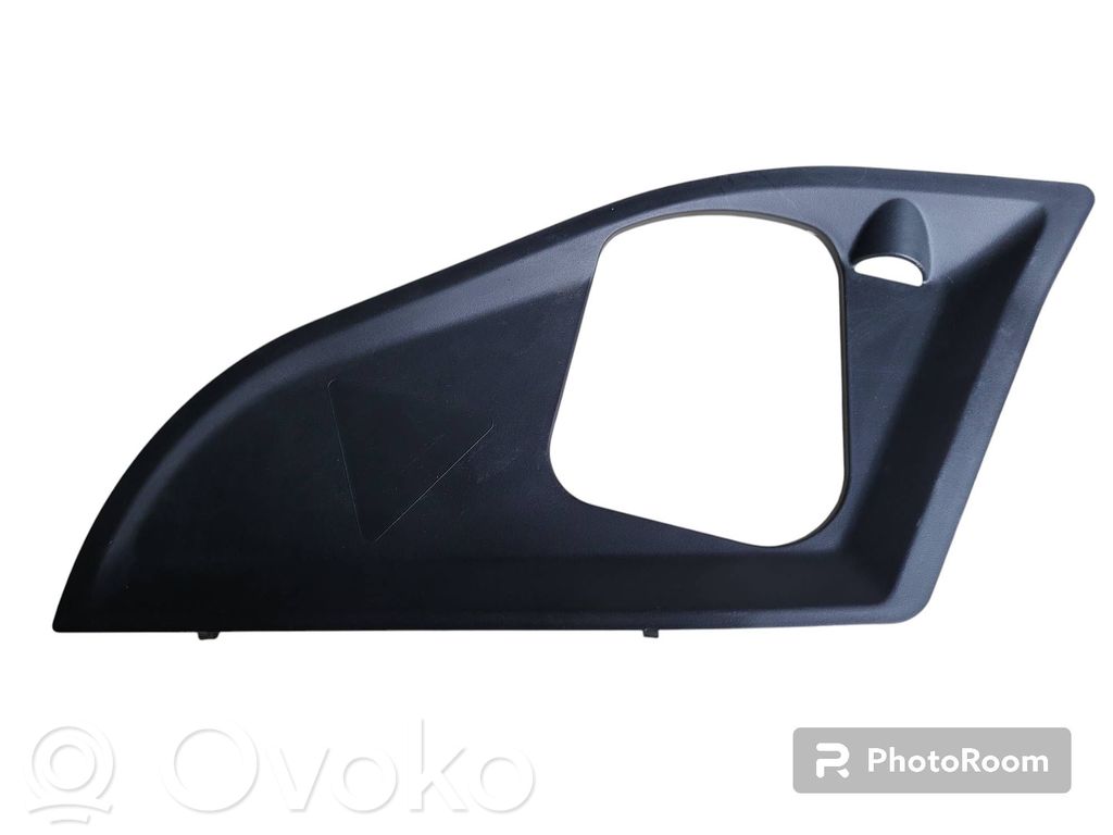 BMW 5 F10 F11 Konepellin lukituksen muotolista 