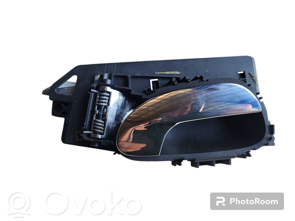 Peugeot 307 Front door interior handle 