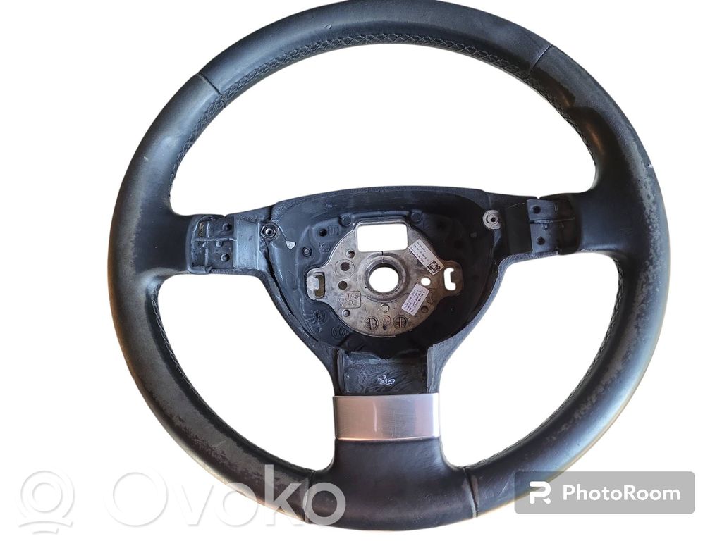 Volkswagen Golf V Руль 