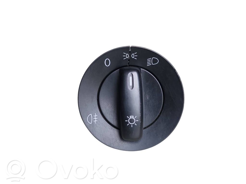 Volkswagen Caddy Light switch 