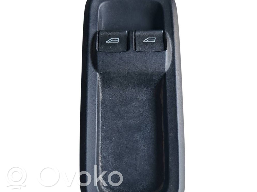 Ford Fiesta Electric window control switch 