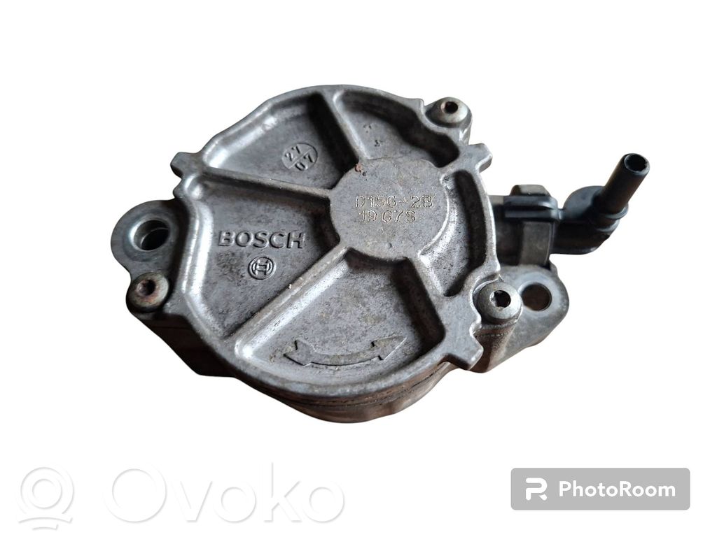 Volvo V50 Vacuum pump 