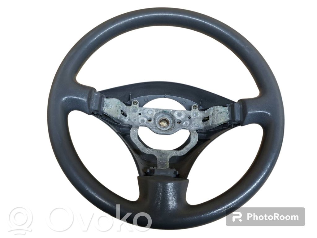 Toyota Yaris Verso Stūre 
