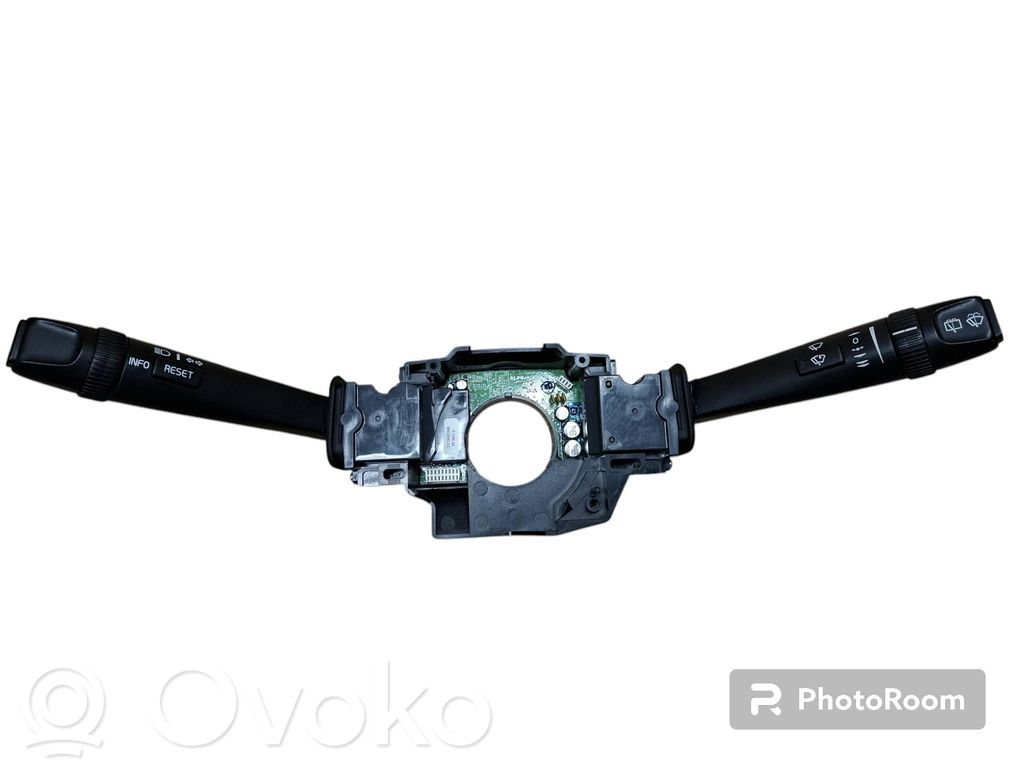 Volvo XC70 Commodo, commande essuie-glace/phare 