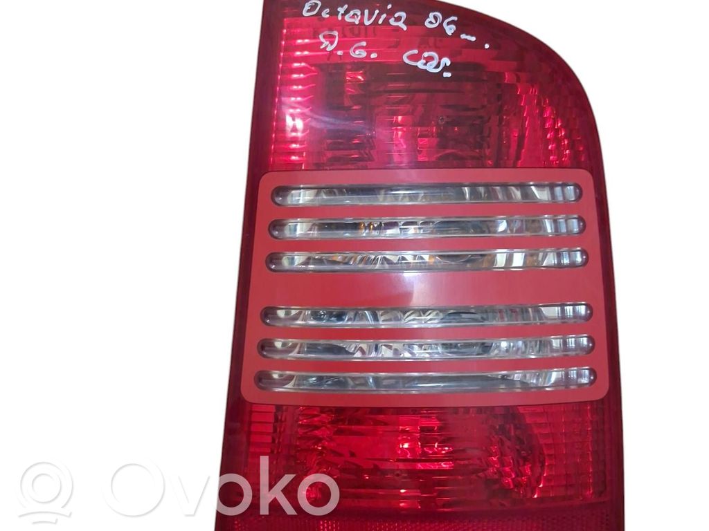 Skoda Octavia Mk1 (1U) Lampă spate în caroserie 