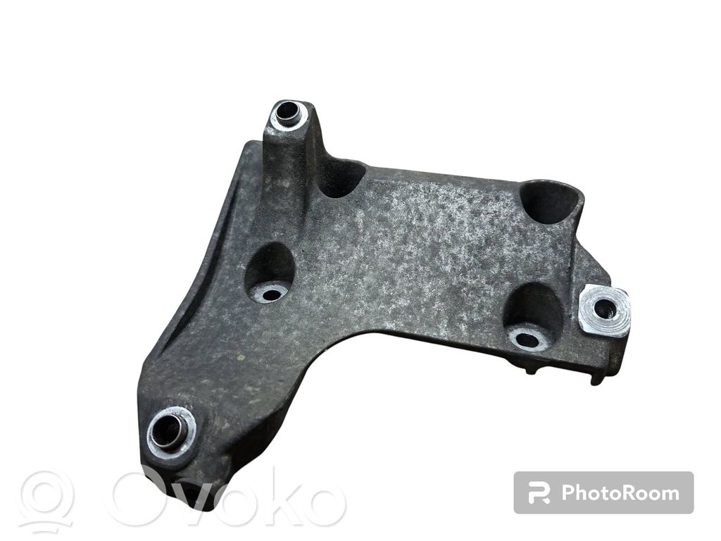 BMW 1 E81 E87 A/C compressor mount bracket 