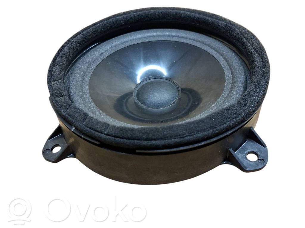 Subaru Forester SH Altavoz de la puerta delantera 