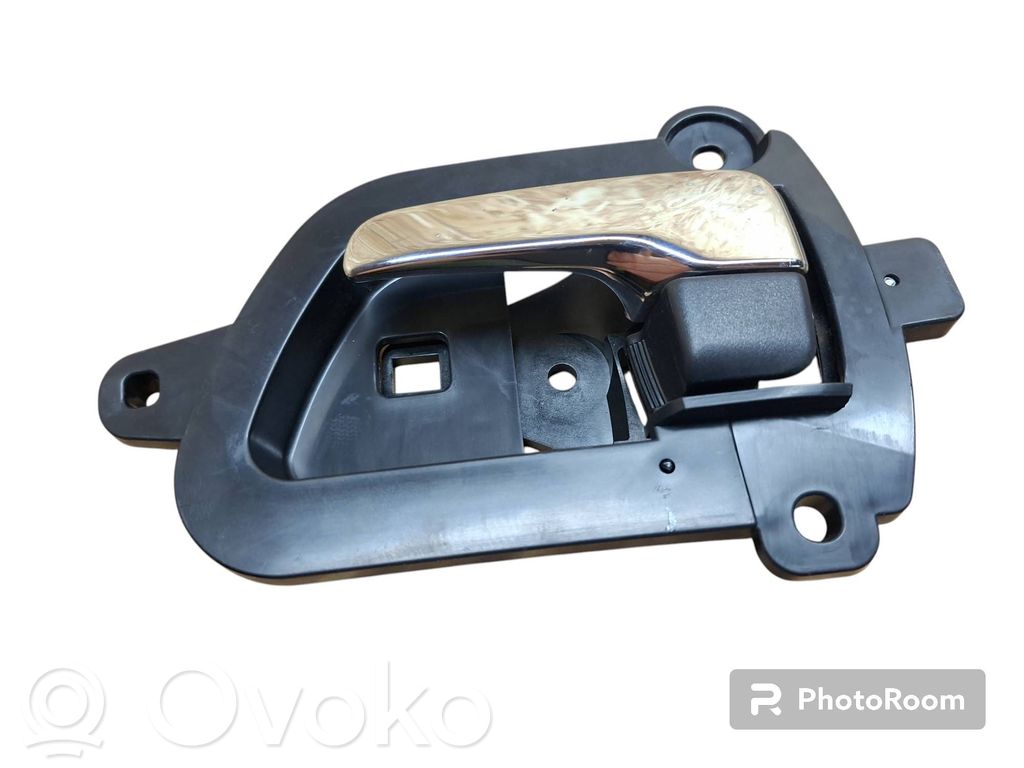 Mitsubishi Outlander Manecilla interna puerta trasera 