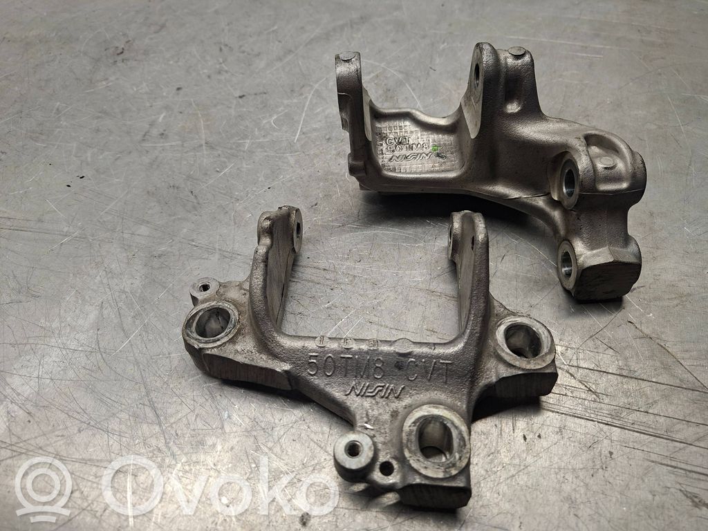 Honda Jazz Engine mounting bracket 