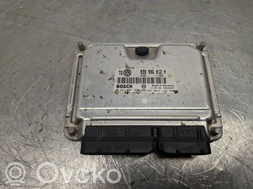 Volkswagen Golf IV Engine control unit/module 