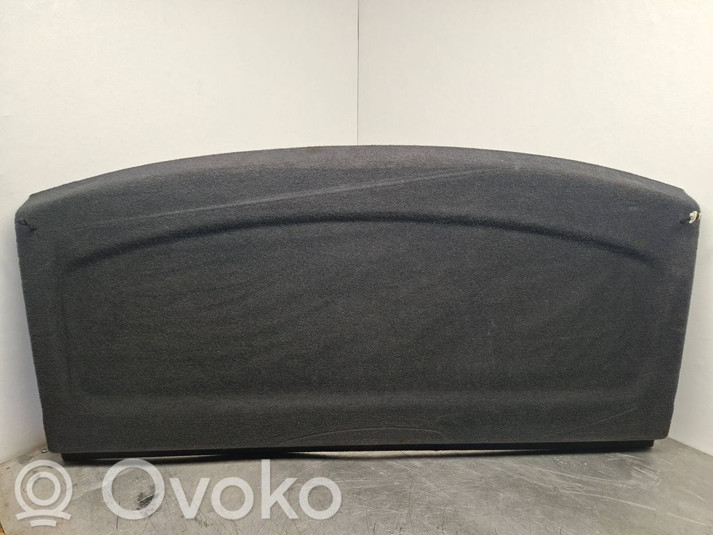 Volkswagen Golf VI Hattuhylly 