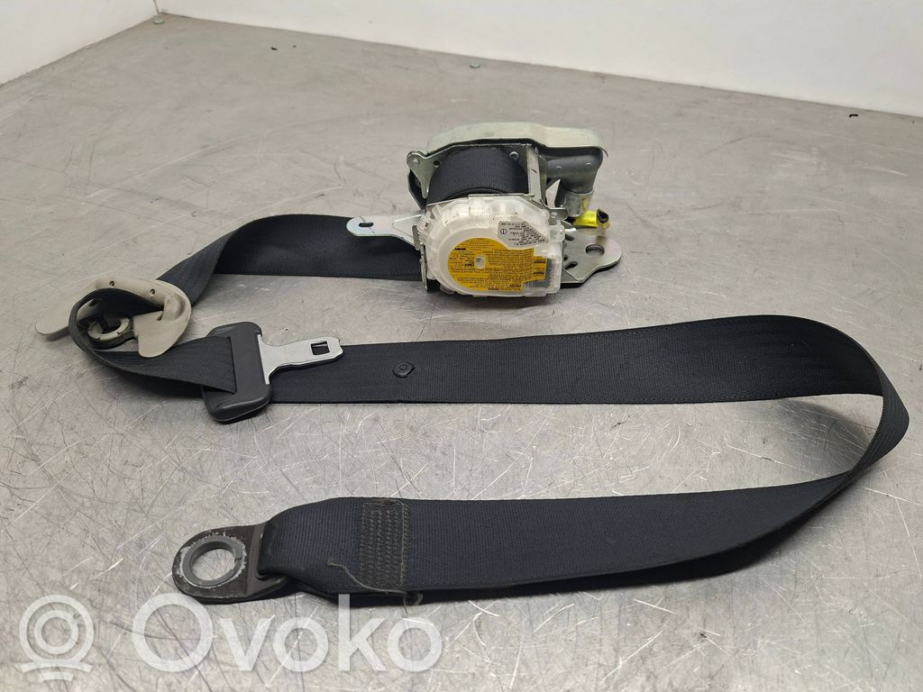 Toyota Corolla Verso AR10 Saugos diržas priekinis 