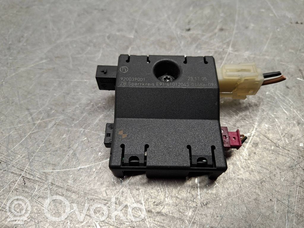 BMW 3 E90 E91 Module unité de contrôle d'antenne 