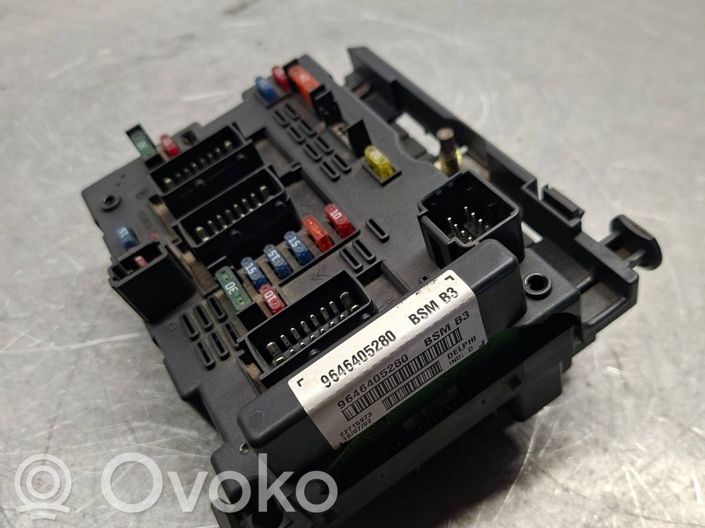 Peugeot 307 Drošinātāju bloks 