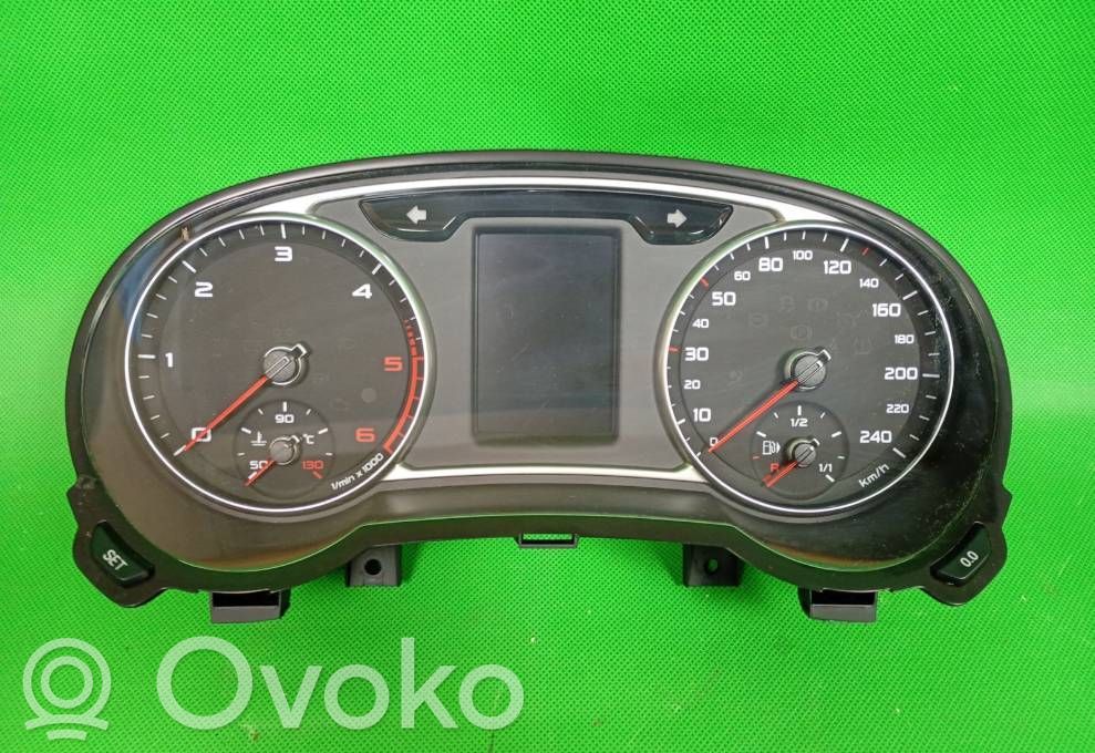 Audi A1 Speedometer (instrument cluster) 