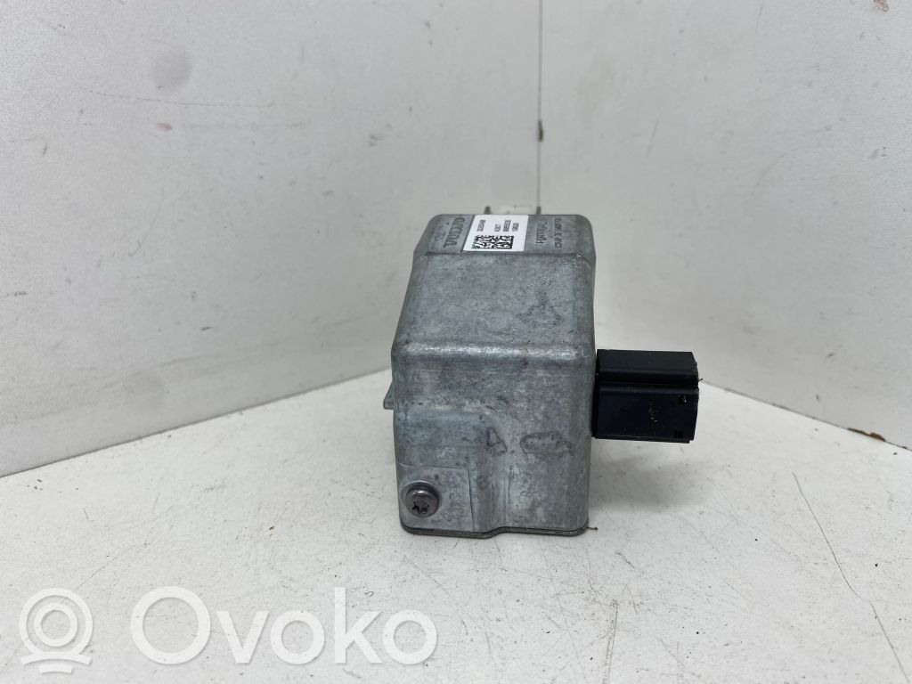 Volvo XC90 Steering wheel lock 