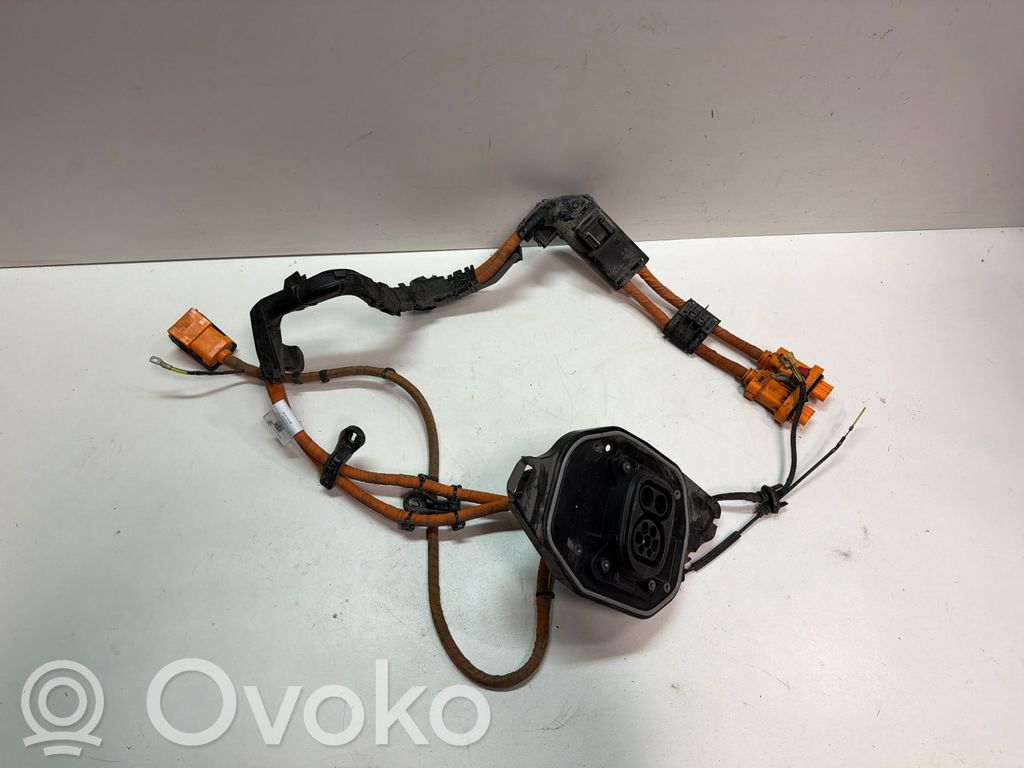 Volkswagen ID.3 Sähköauton latauspistoke 