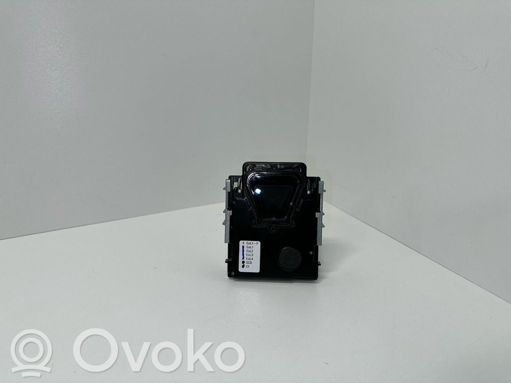 Audi Q7 4M Windshield/windscreen camera 