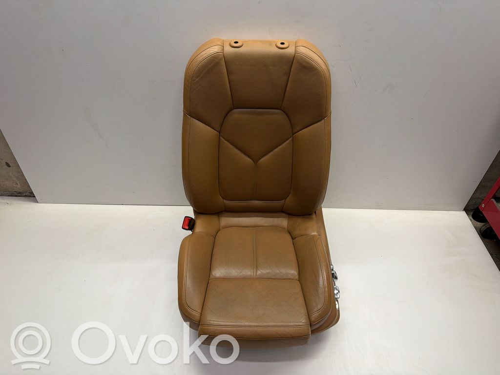 Porsche Cayenne (92A) Fotel przedni kierowcy 