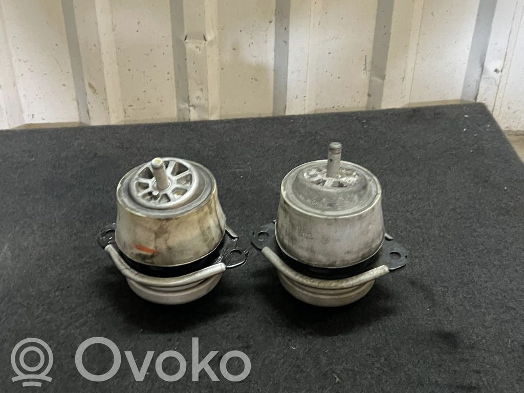 Engine mount bracket   7L8199131A,7L8199131