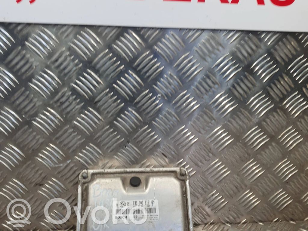 Volkswagen Bora Engine control unit/module 