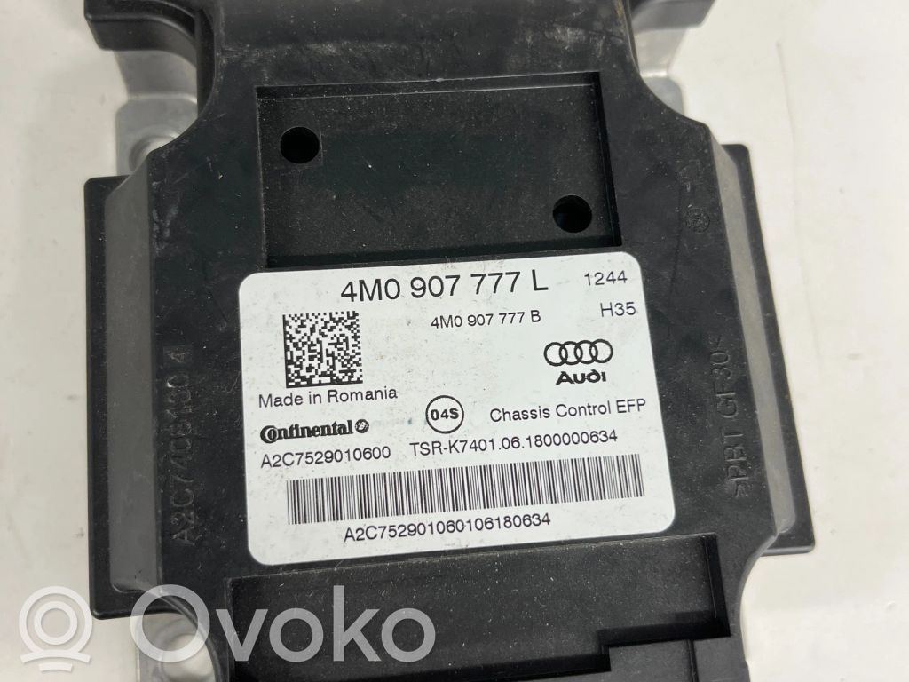 Audi Q7 4M Module de commande suspension 