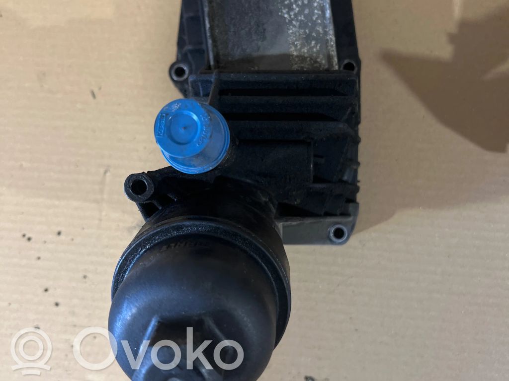 BMW 1 F20 F21 Öljynsuodattimen kansi 