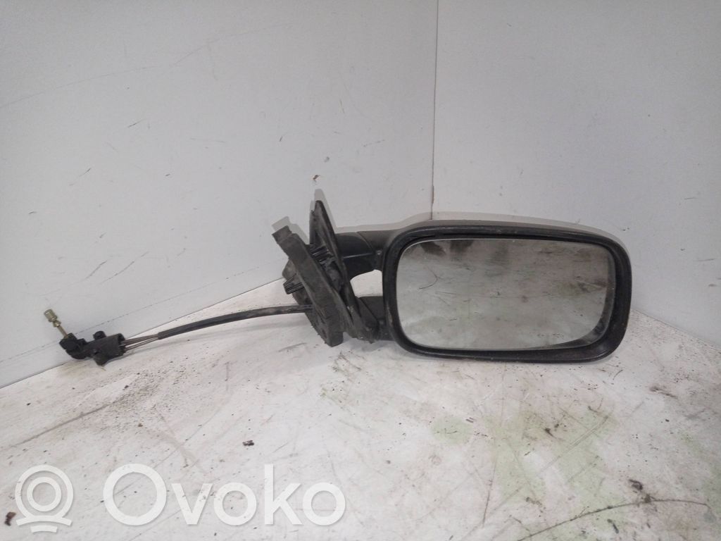 Volkswagen PASSAT B4 Manual wing mirror 