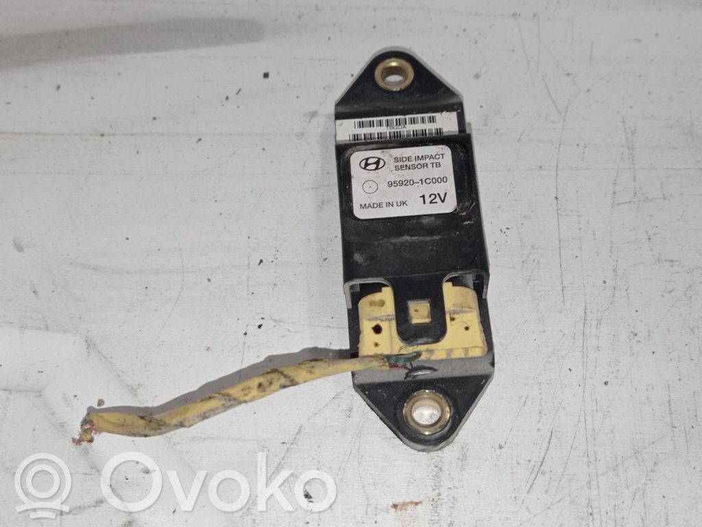 Hyundai Getz Airbagsensor Crashsensor Drucksensor 