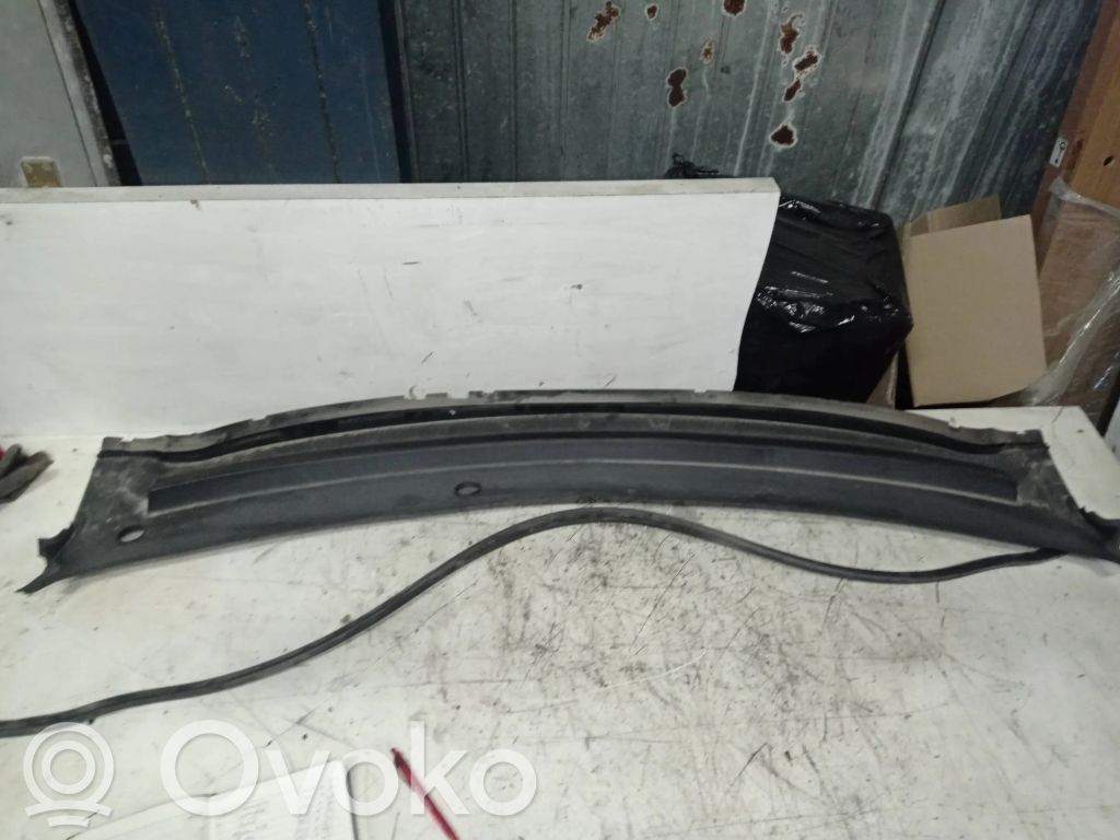 Ford Focus Pyyhinkoneiston lista 