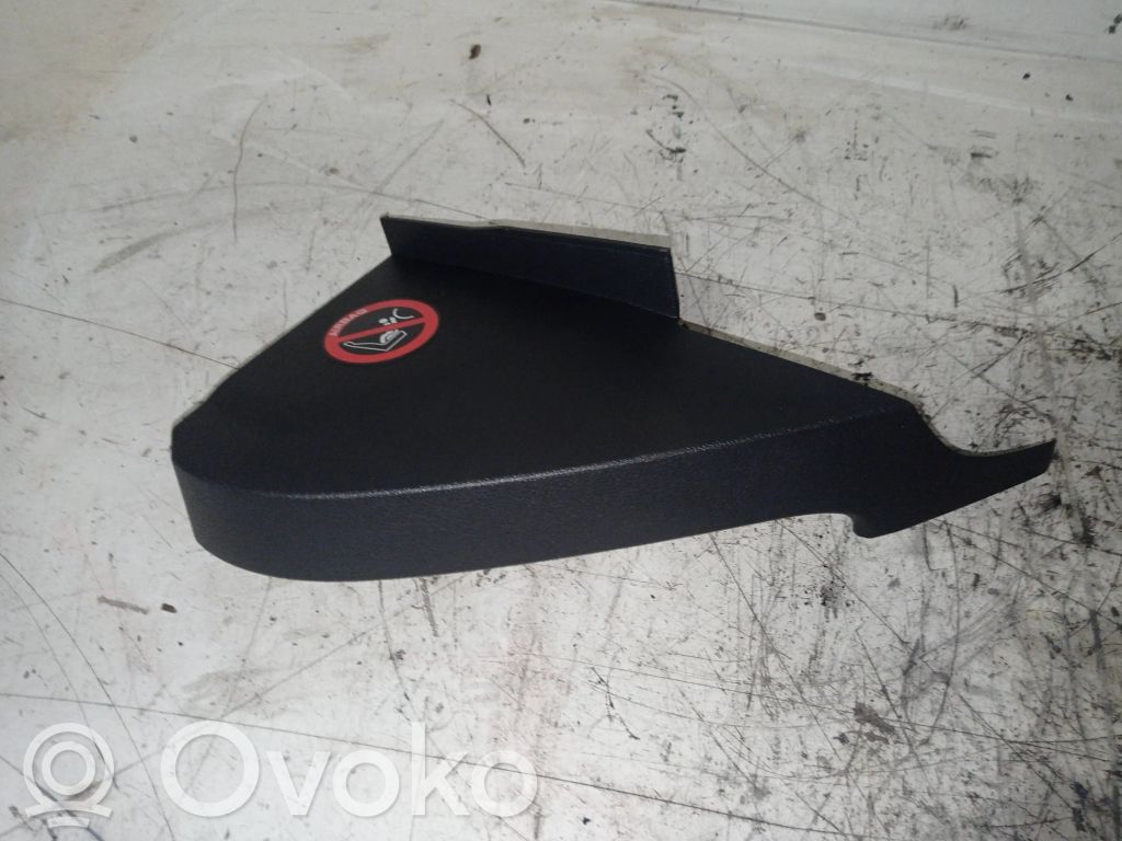 Ford Focus Moldura del extremo lateral de panel 