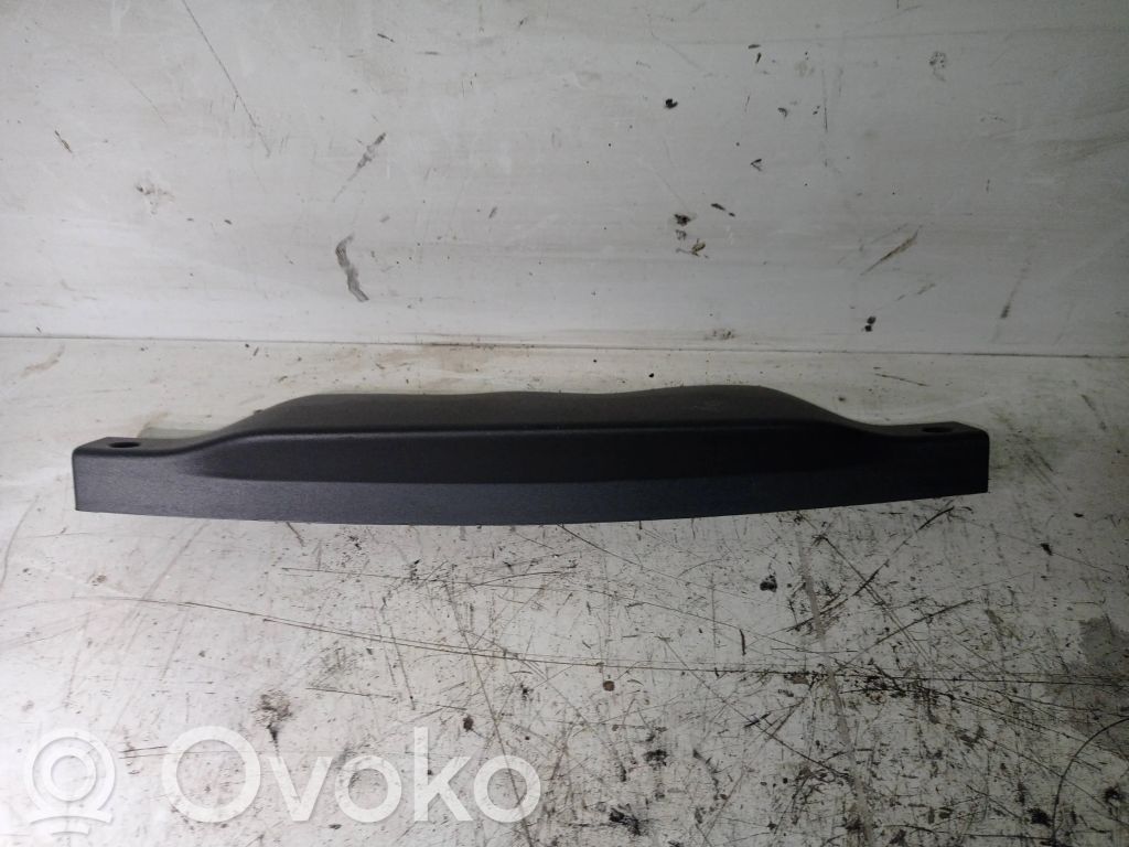 Ford Focus Takaluukun koristelista 