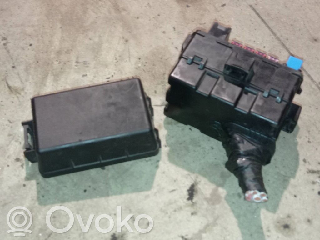 KIA Ceed Fuse module 