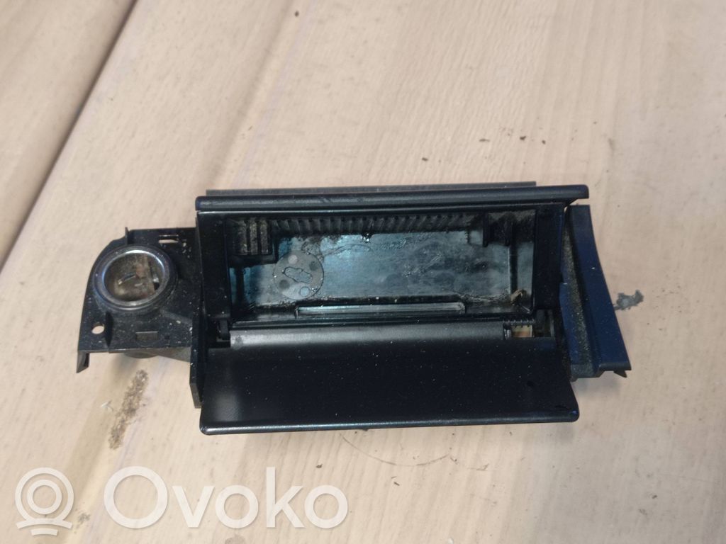 Opel Astra G Car ashtray 