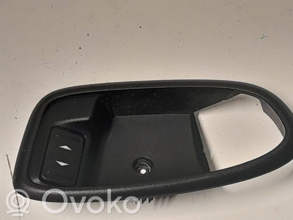 Ford Mondeo MK IV Interrupteur commade lève-vitre 