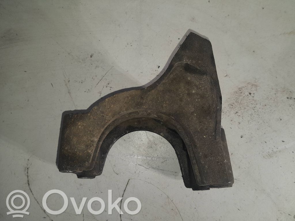 Engine mounting bracket   3D0199307F,945MWK