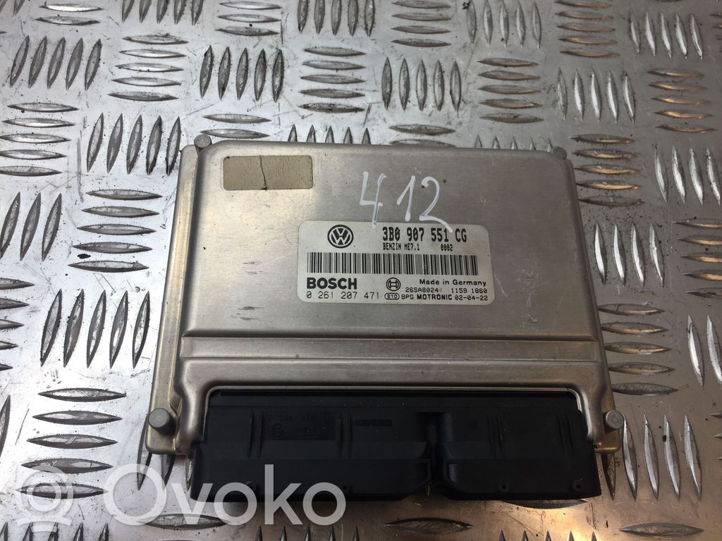 Volkswagen PASSAT B5.5 Engine control unit/module 