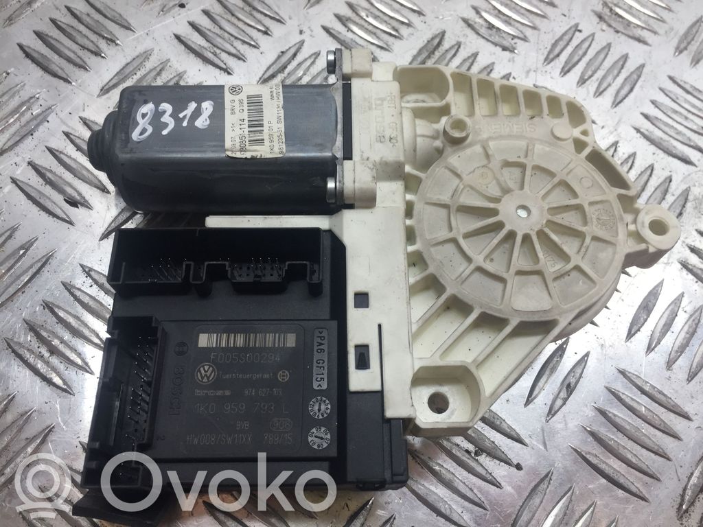 Volkswagen PASSAT B6 Priekinio lango pakelėjo varikliukas 