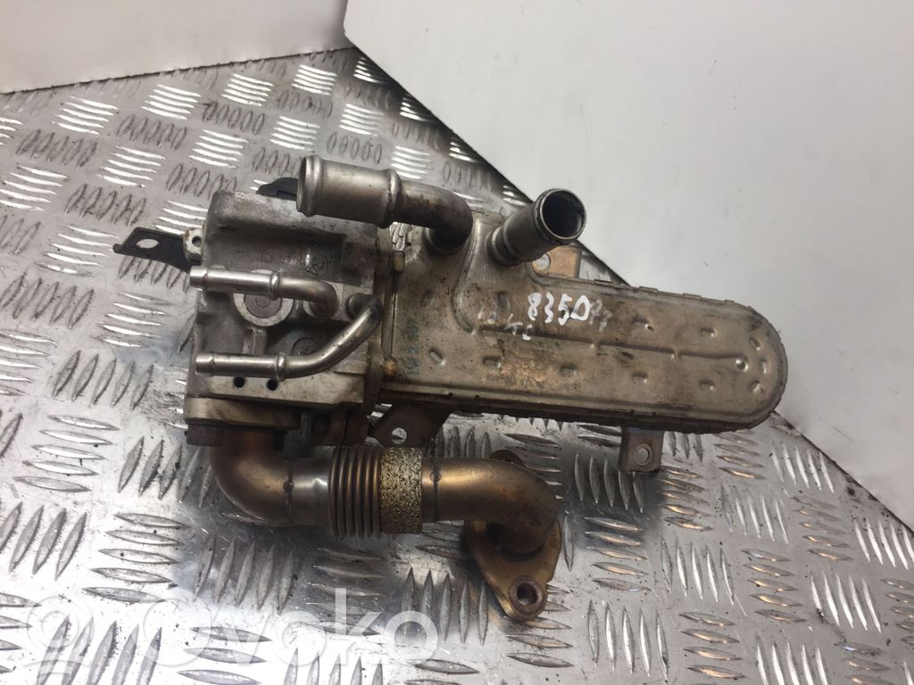 Volkswagen PASSAT B6 AGR Kühler Abgaskühler 