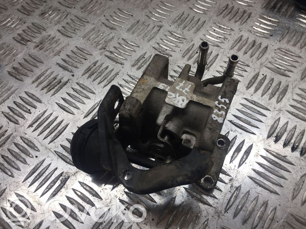 Volkswagen PASSAT B6 Soupape vanne EGR 