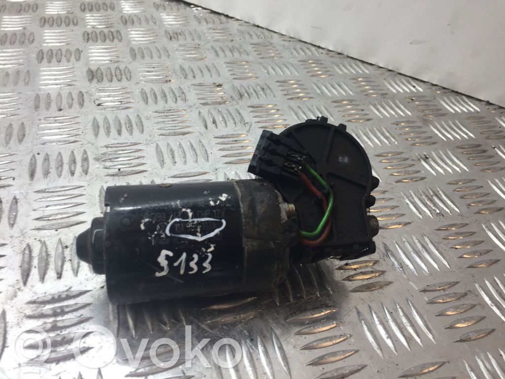 Volkswagen Golf IV Wiper motor 