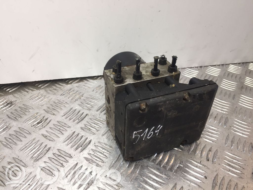 Volkswagen Golf IV ABS Blokas 