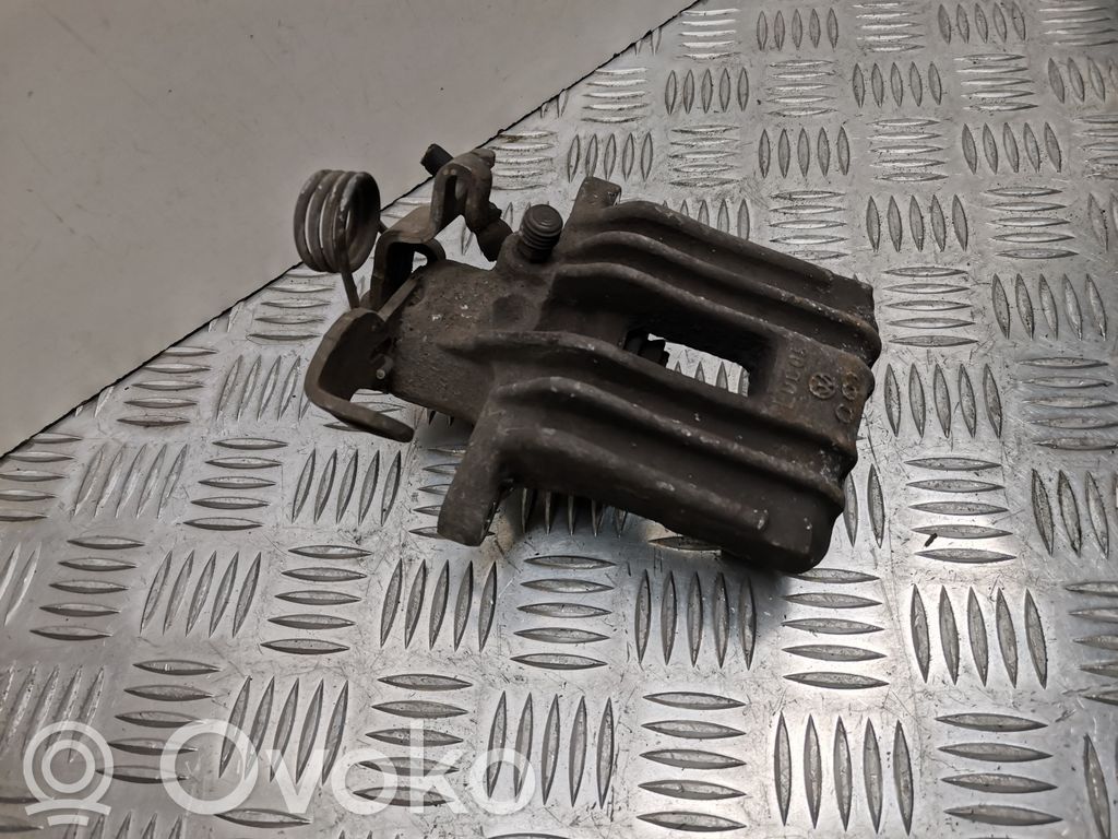 Audi A4 S4 B7 8E 8H Задний суппорт 