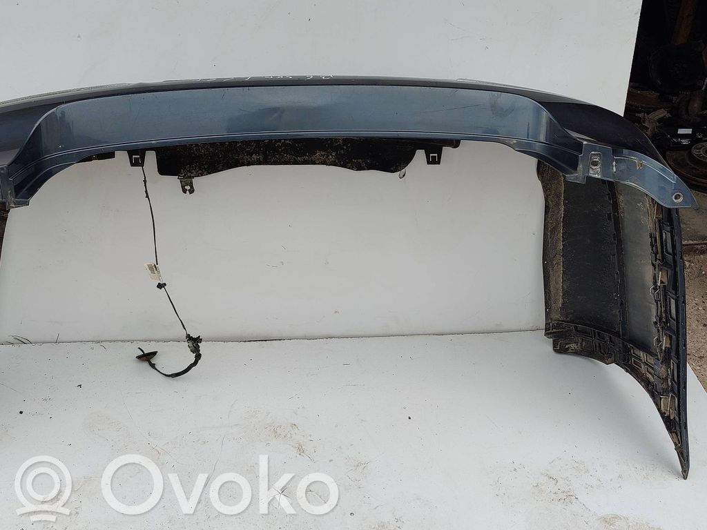 Volkswagen PASSAT B6 Parachoques 
