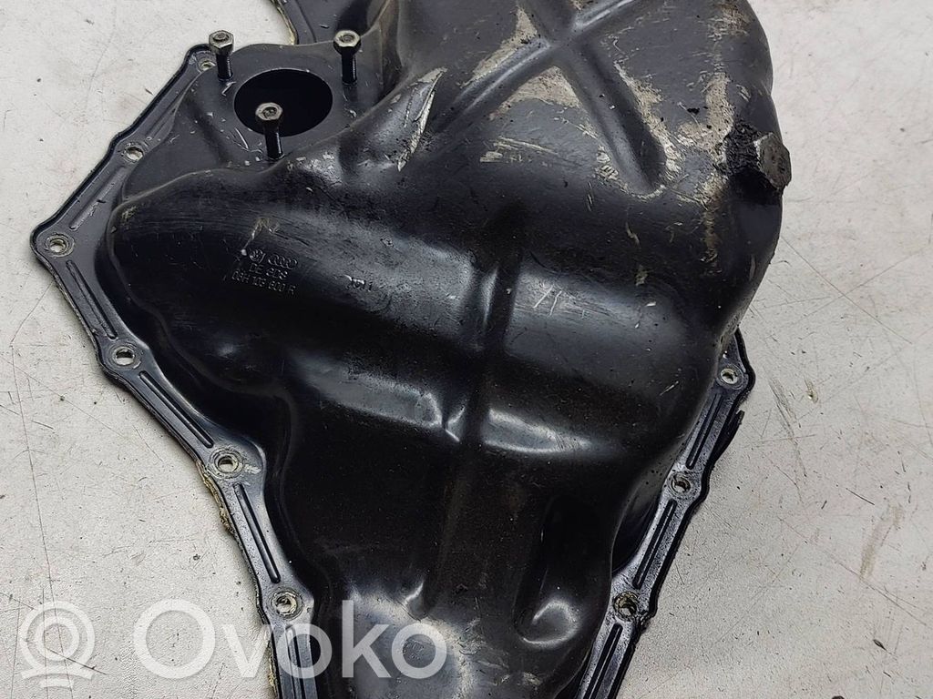 Audi A4 S4 B8 8K Öljypohja 